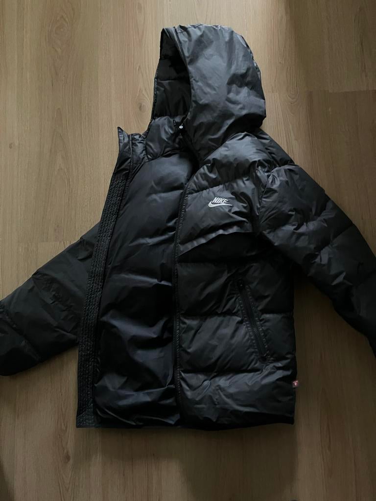 Nike jas, Kleding | Heren, Jassen | Winter, Ophalen, Zo goed als nieuw, Maat 48/50 (M), Zwart