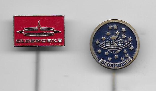 2 OPEL AUTO SPELDEN VERSCHILLENDE, Verzamelen, Speldjes, Pins en Buttons, Ophalen of Verzenden, Gebruikt, Transport, Speldje of Pin