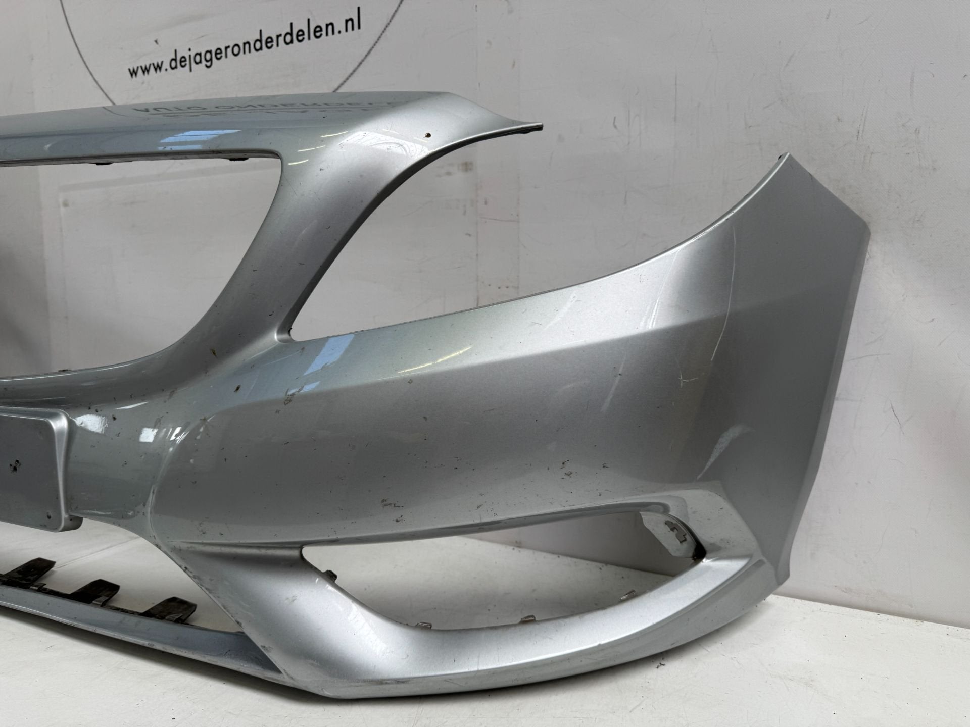 MERCEDES B KLASSE W246 VOORBUMPER BUMPER A2468850525, Auto-onderdelen, Carrosserie en Plaatwerk, Gebruikt, Mercedes-Benz AG, Voor