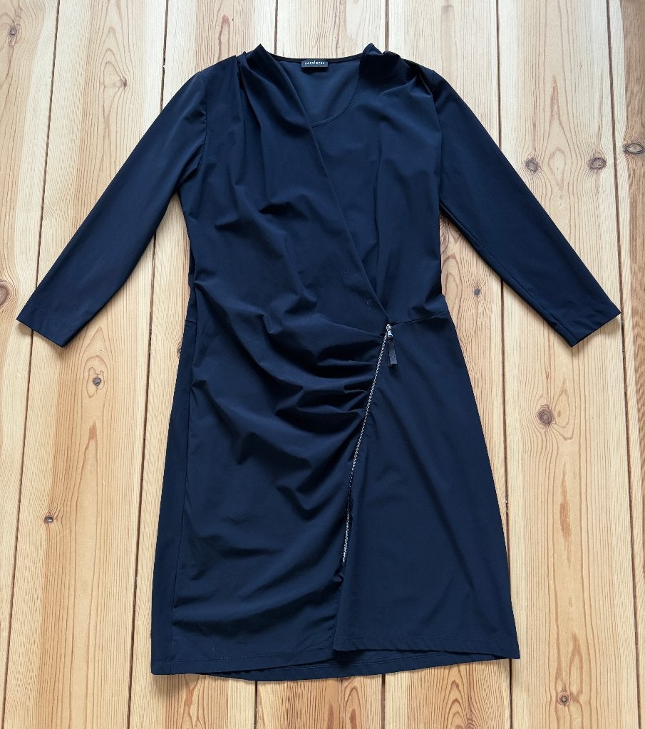 Jurk Cassiopee - Donkerblauw Zwart Travelstof - Large, Zwart, Maat 42/44 (L), Ophalen of Verzenden, Zo goed als nieuw