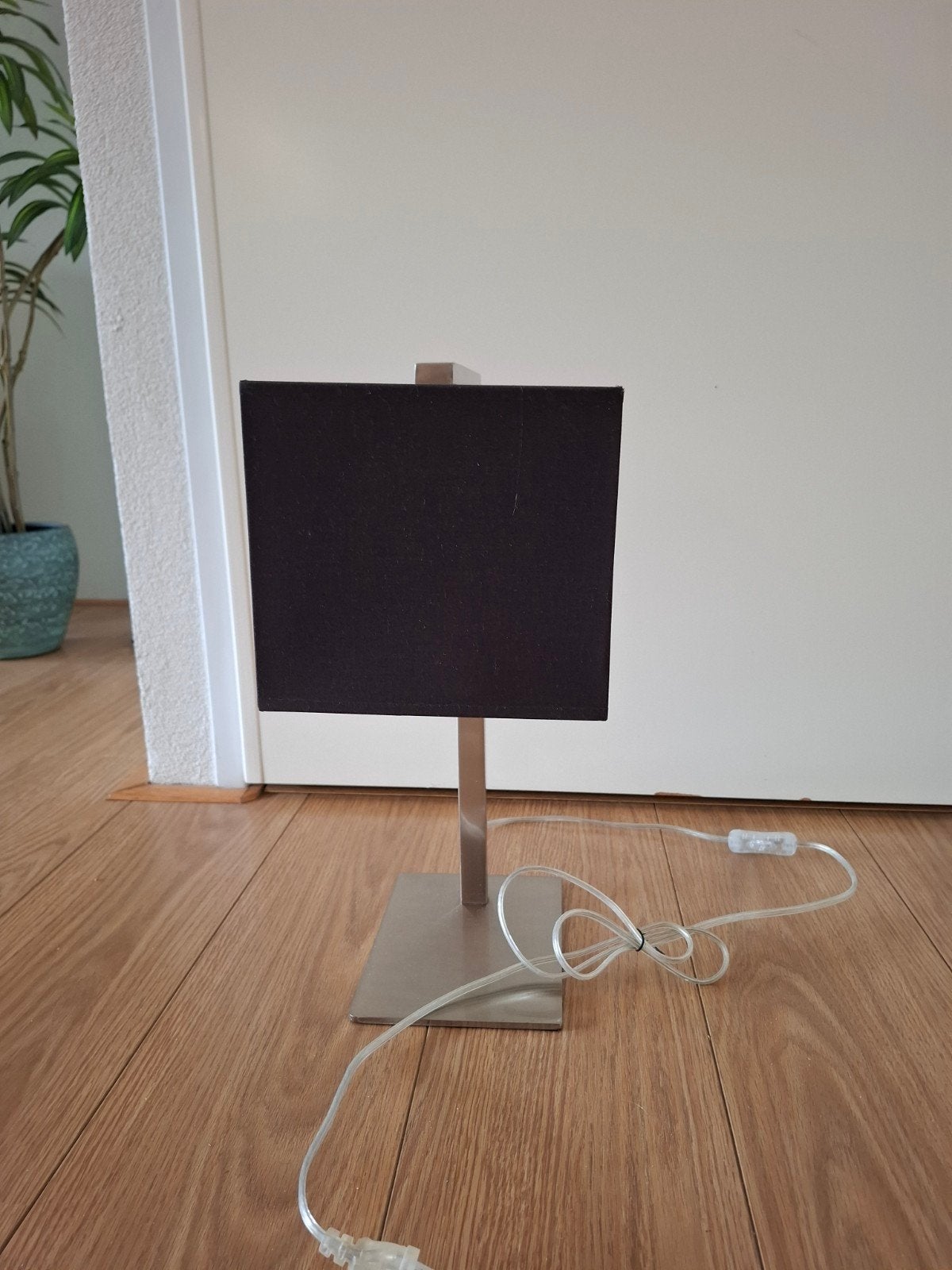 zwarte lamp, Ophalen, Zo goed als nieuw