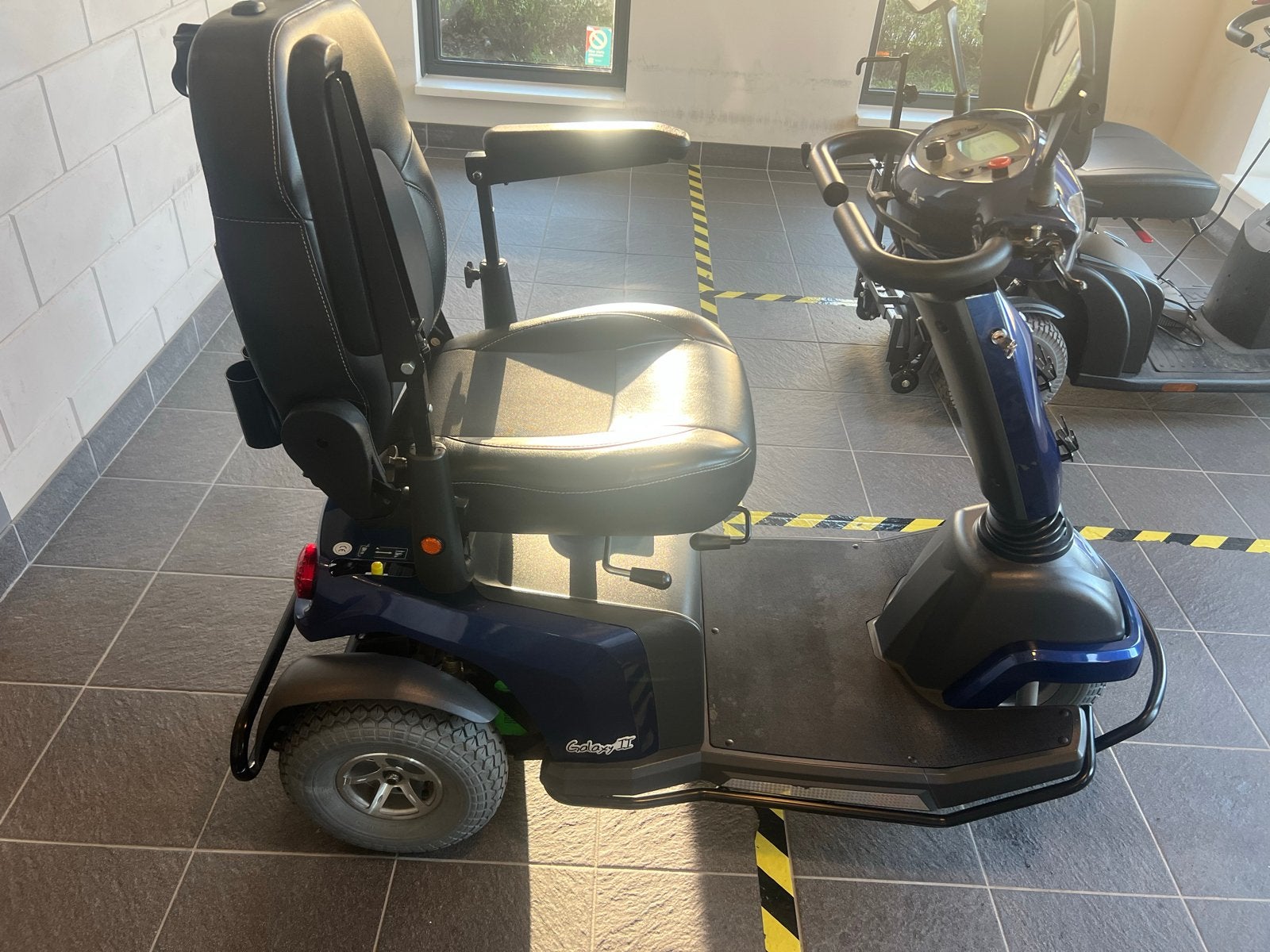 Scootmobiel Excel Galaxy 2 blauw, Excel, Ophalen of Verzenden, Zo goed als nieuw, 16 km/u of meer