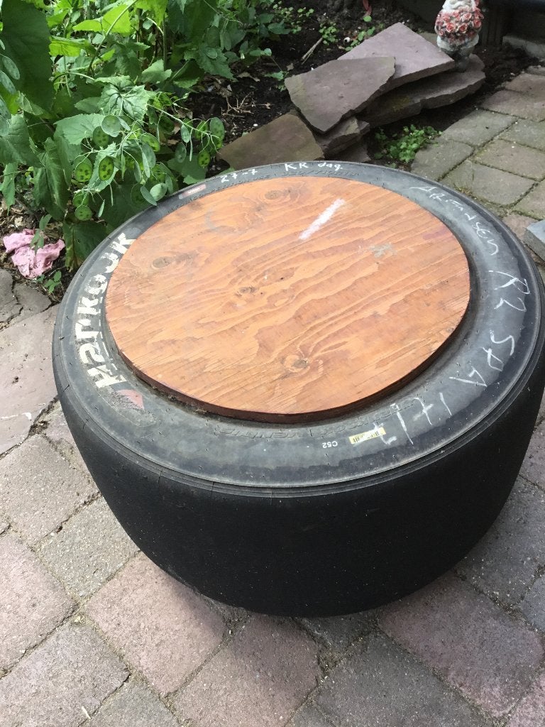 Tafeltje van raceautoband, op wieltjes, Ophalen, Overige materialen, Gebruikt, 50 tot 100 cm