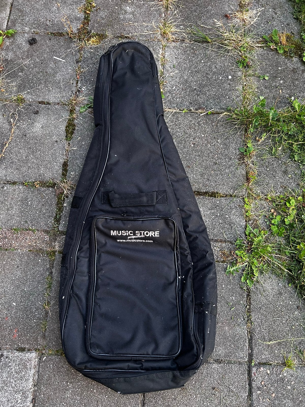 Gitaartas / Gigbag voor akoestische gitaar - Music Store, Muziek en Instrumenten, Behuizingen en Koffers, Gebruikt, Akoestische gitaar
