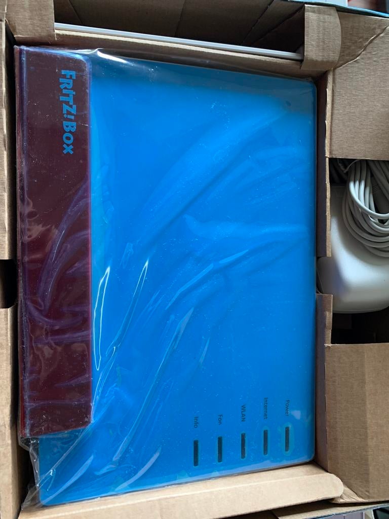 Nieuw: Fritzbox 7583 WiFi mesh modem/router, Computers en Software, Routers en Modems, Router met modem, Fritz, Info@fritz.eu