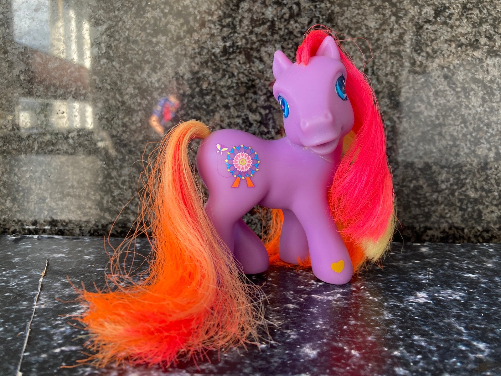 My Little Pony G3 Round 'n Round 2002 met magnetische voeten, Kinderen en Baby's, Speelgoed | My Little Pony, Ophalen of Verzenden