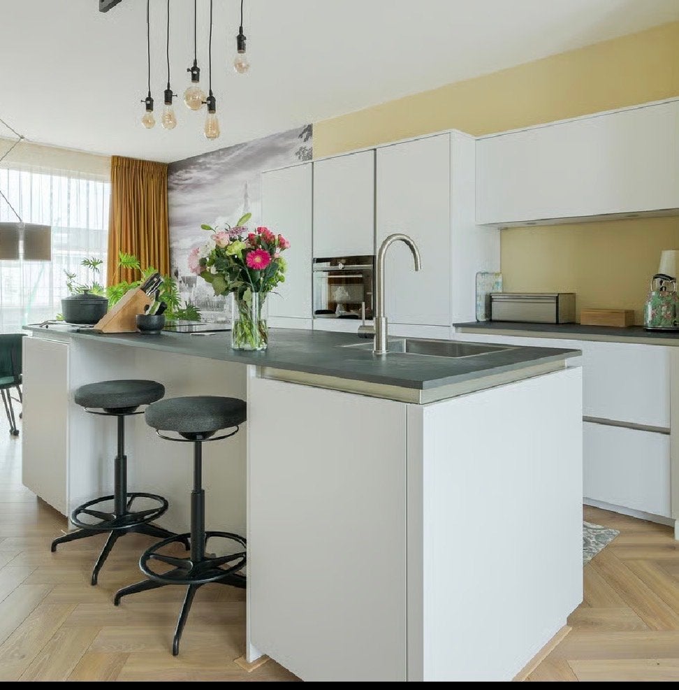 Moderne Brynzeel Keuken met Eiland - 5 jaar oud- Siemens, Ophalen, Gebruikt, Overige materialen, Wit