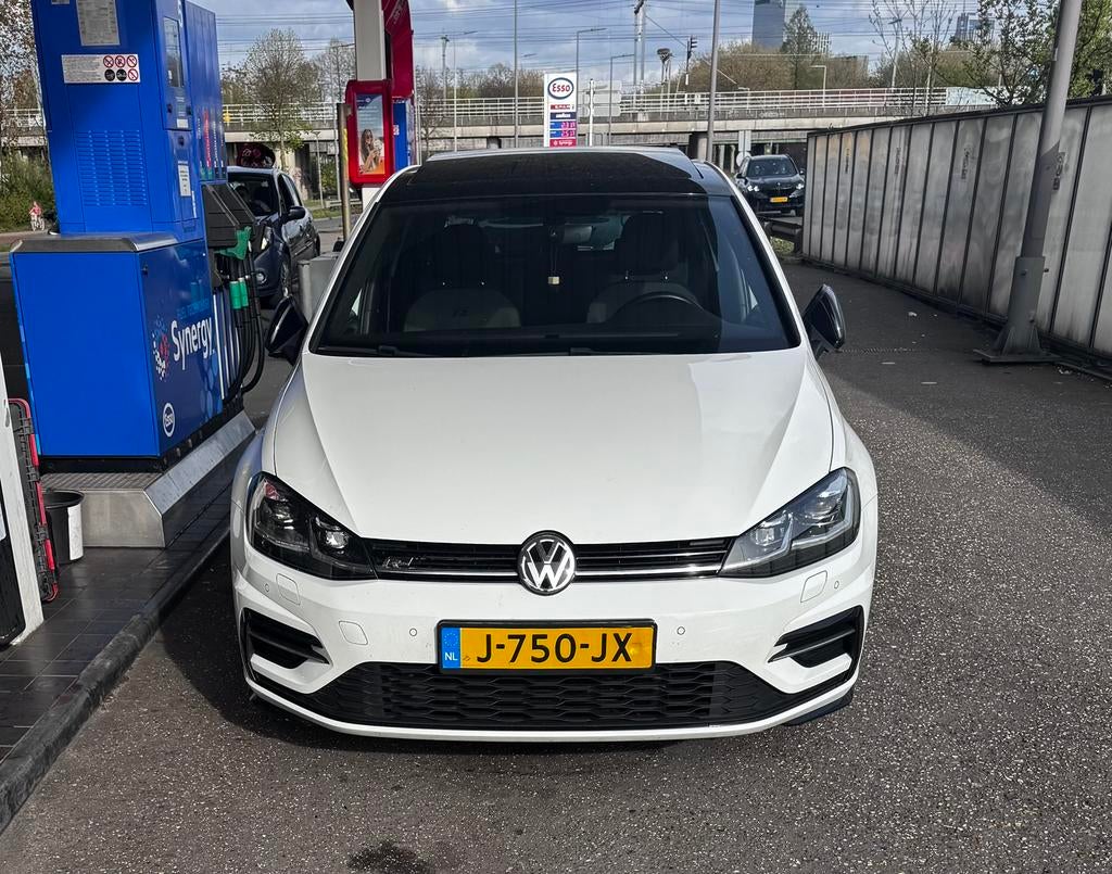 Volkswagen Golf 1.4 TSI 125pk 7-DSG 5D 2017 Wit, Auto's, Volkswagen, 125 pk, 4 cilinders, Wit, 1191 kg