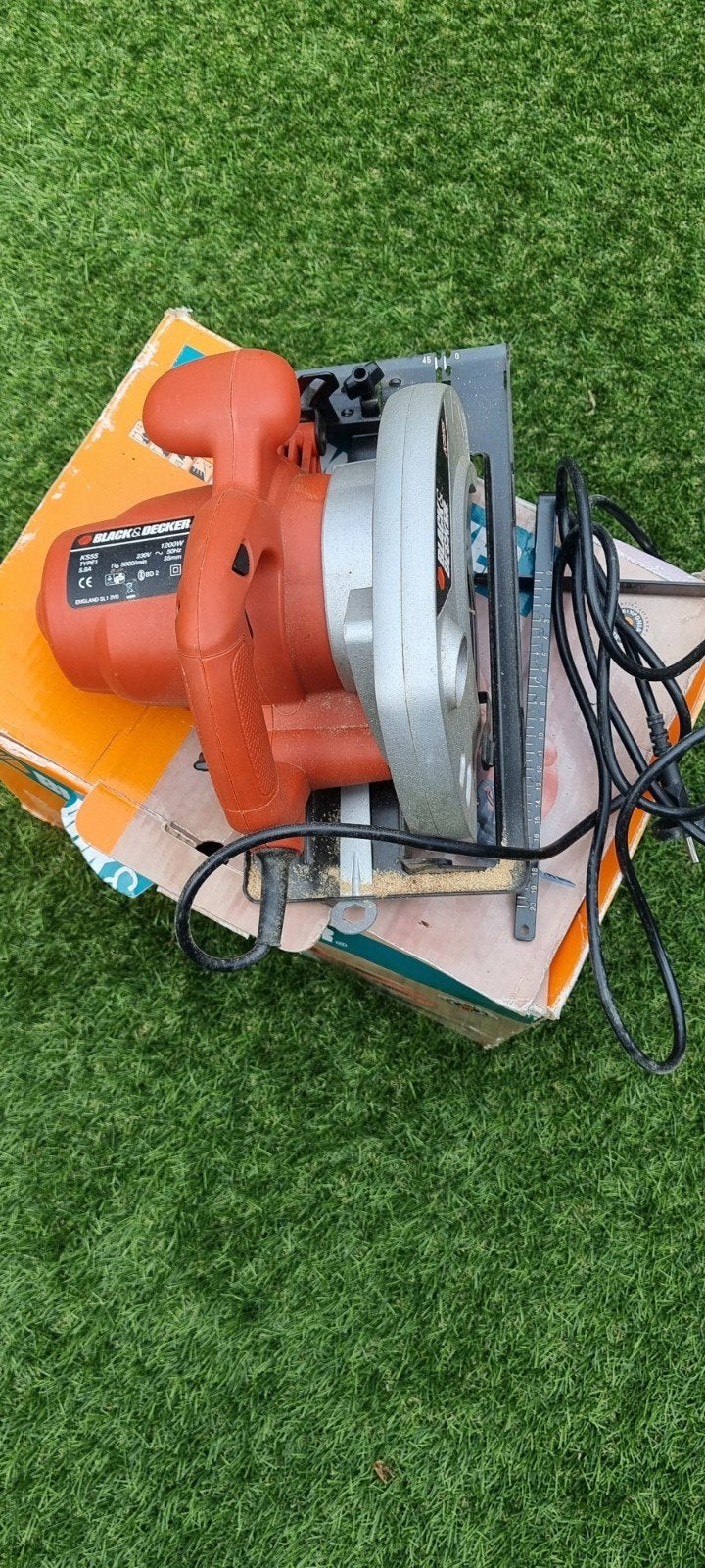 Black&Decker handcirkelzaagmachine KS55, Doe-het-zelf en Verbouw, Ophalen, Gebruikt
