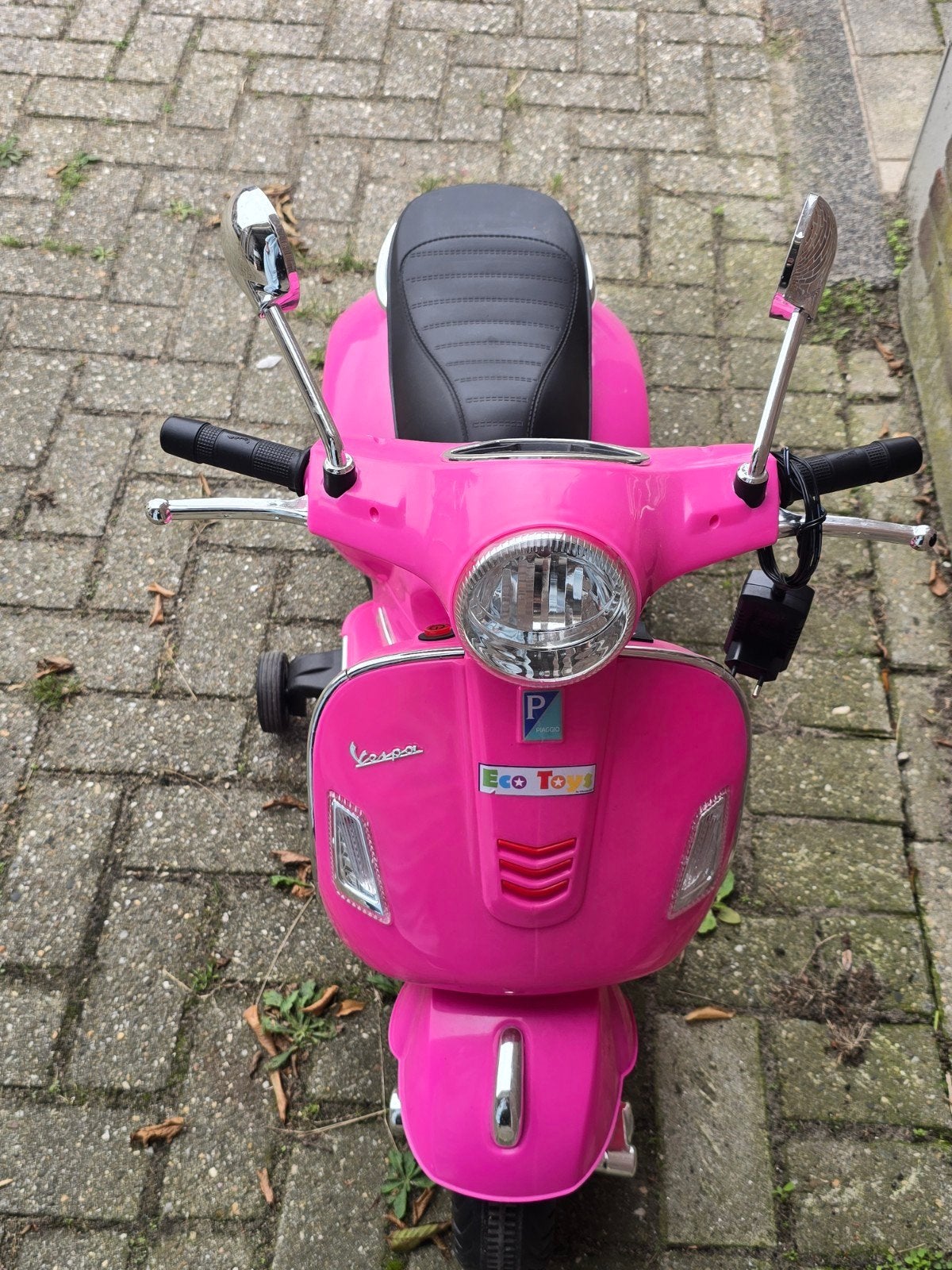 Elektrische Kinder Scooter Vespa - Roze, Ophalen, Zo goed als nieuw