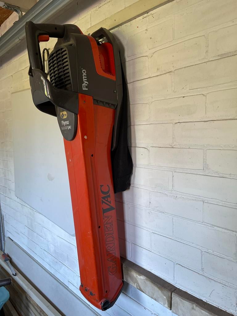 Flymo GardenVac Elektrische Bladblazer/Bladzuiger, Tuin en Terras, Bladblazers, Ophalen, Gebruikt, Handgedragen, Met opvangzak