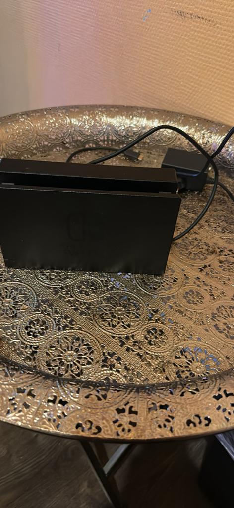 Dockingstation nintendo switch, Ophalen, Zo goed als nieuw, Zonder controller, Switch Original