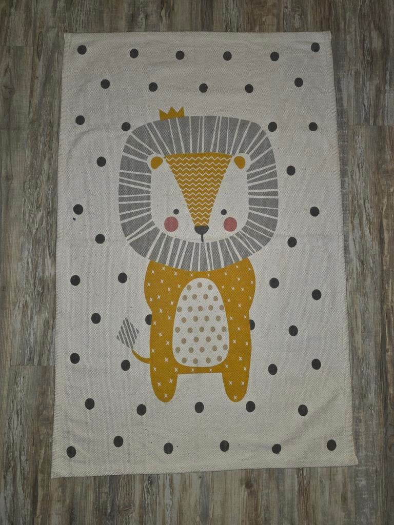 Vloerkleed  met leeuw opdruk (kinder)kamer., Ophalen of Verzenden, Zo goed als nieuw, Kleed of Kussen