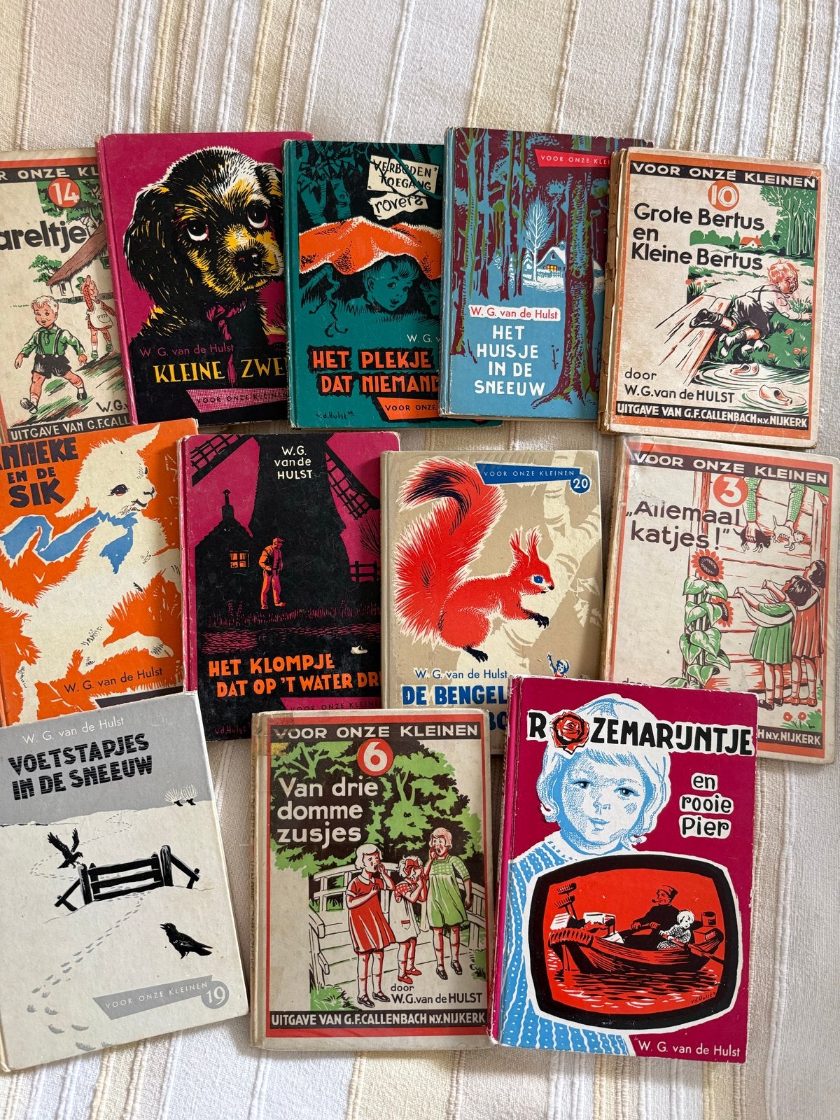 Vintage Kinderboeken W.G. van de Hulst - Diverse Titels, Ophalen, Gelezen, Fictie algemeen