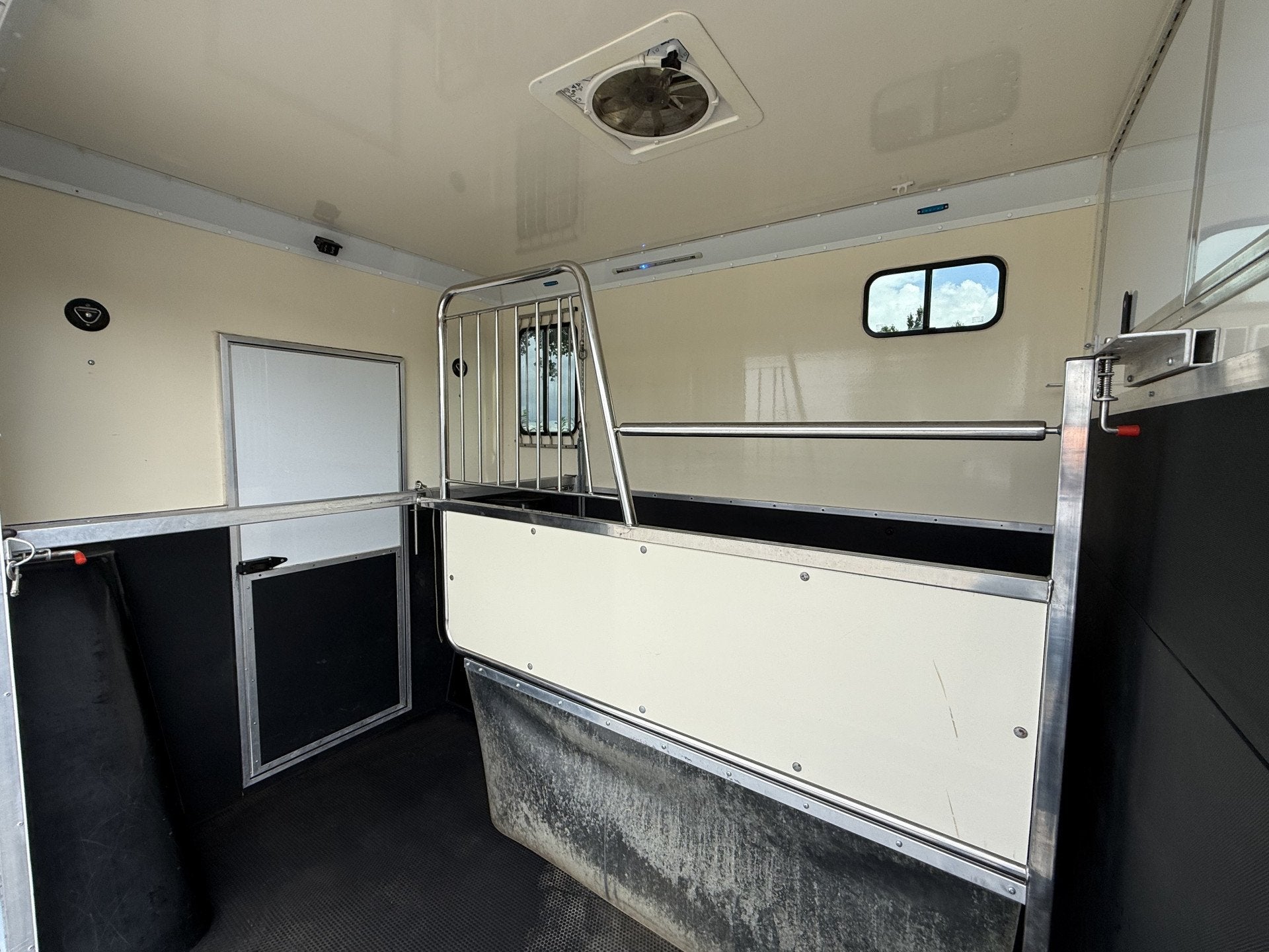 Citroën Jumper | HORSETRUCK | MVV | COMPETITION 3XL | 2011, Weduwestraat 12
4884MV  WERNHOUT, NL, Paardenwagentje NL | MVV HORSETRUCKS