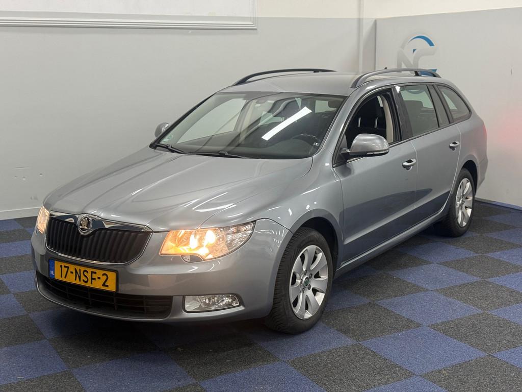 Skoda Superb Combi 1.8 TSI Comfort / NIEUWE DISTRIBUTIEKETTI, Euro 5, Gebruikt, Parkeersensor, 4 cilinders