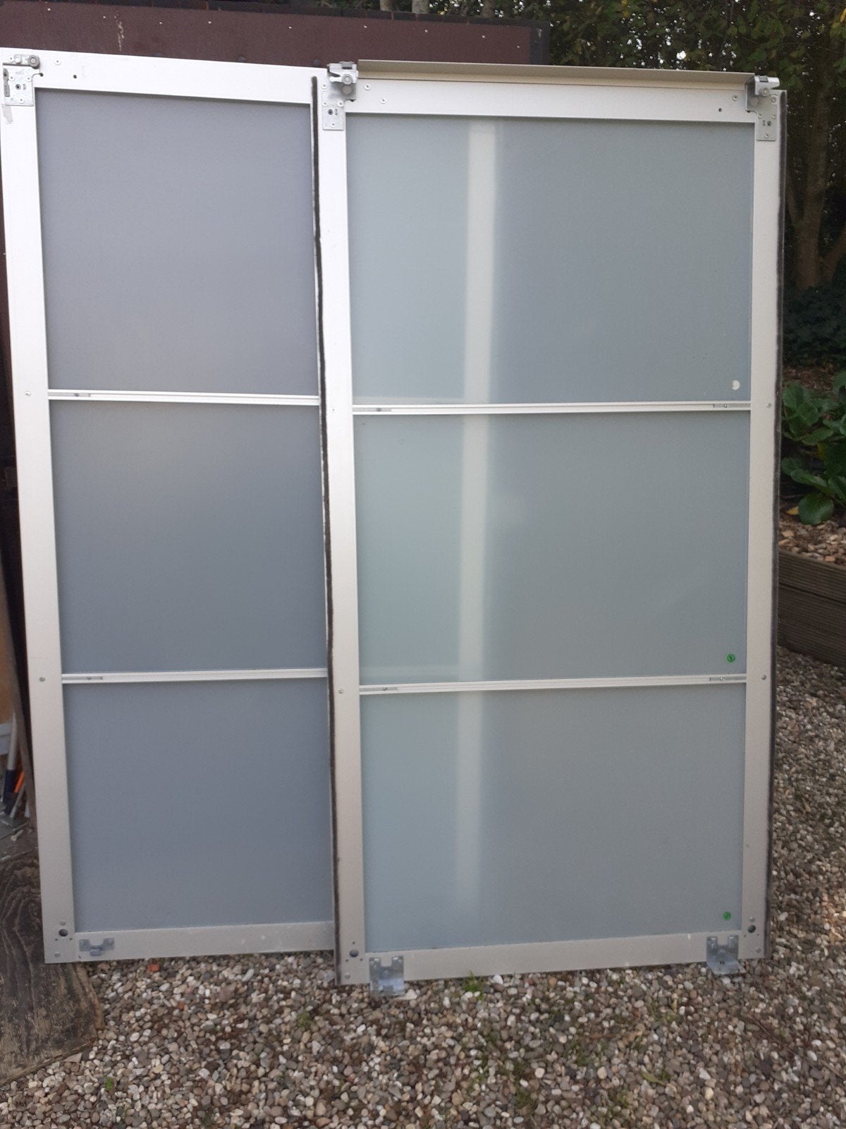 Set van 2 Pax (Ikea)schuifdeuren met melkglas en aluminium, Binnendeur, Minder dan 200 cm, Zo goed als nieuw, Schuifdeur