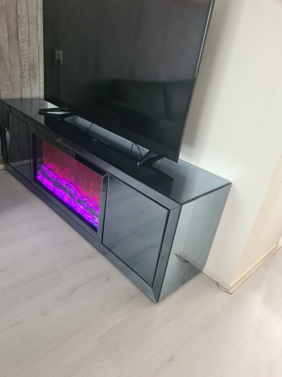 Spiegel TV-meubel met elektrische sfeerhaard, Huis en Inrichting, Gebruikt, 150 tot 200 cm, Ophalen of Verzenden, Glas