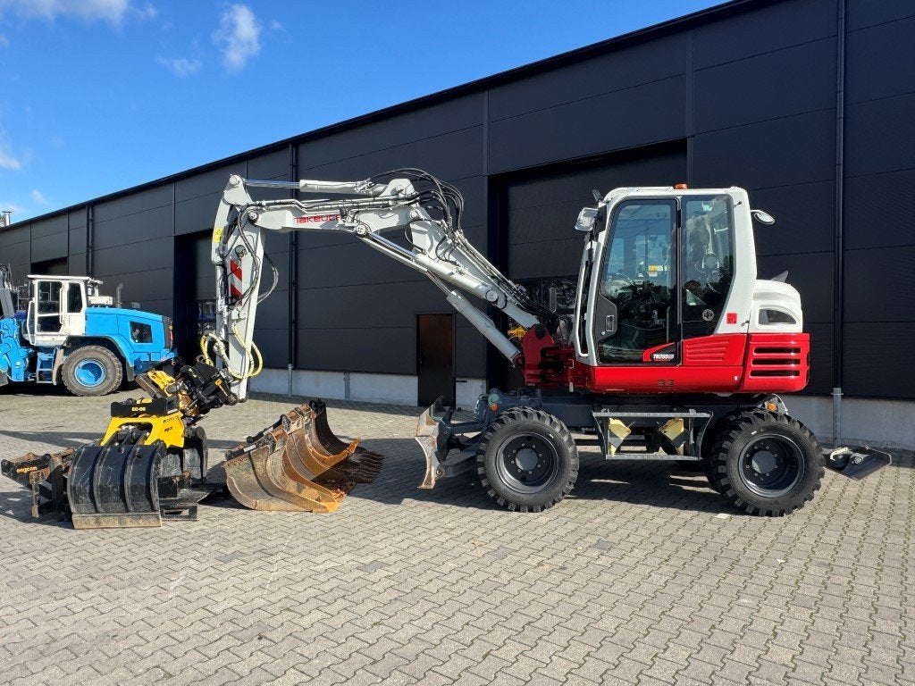 Takeuchi TB295W ENGCON DC2 GRIPPER FULL EQUIPMENT