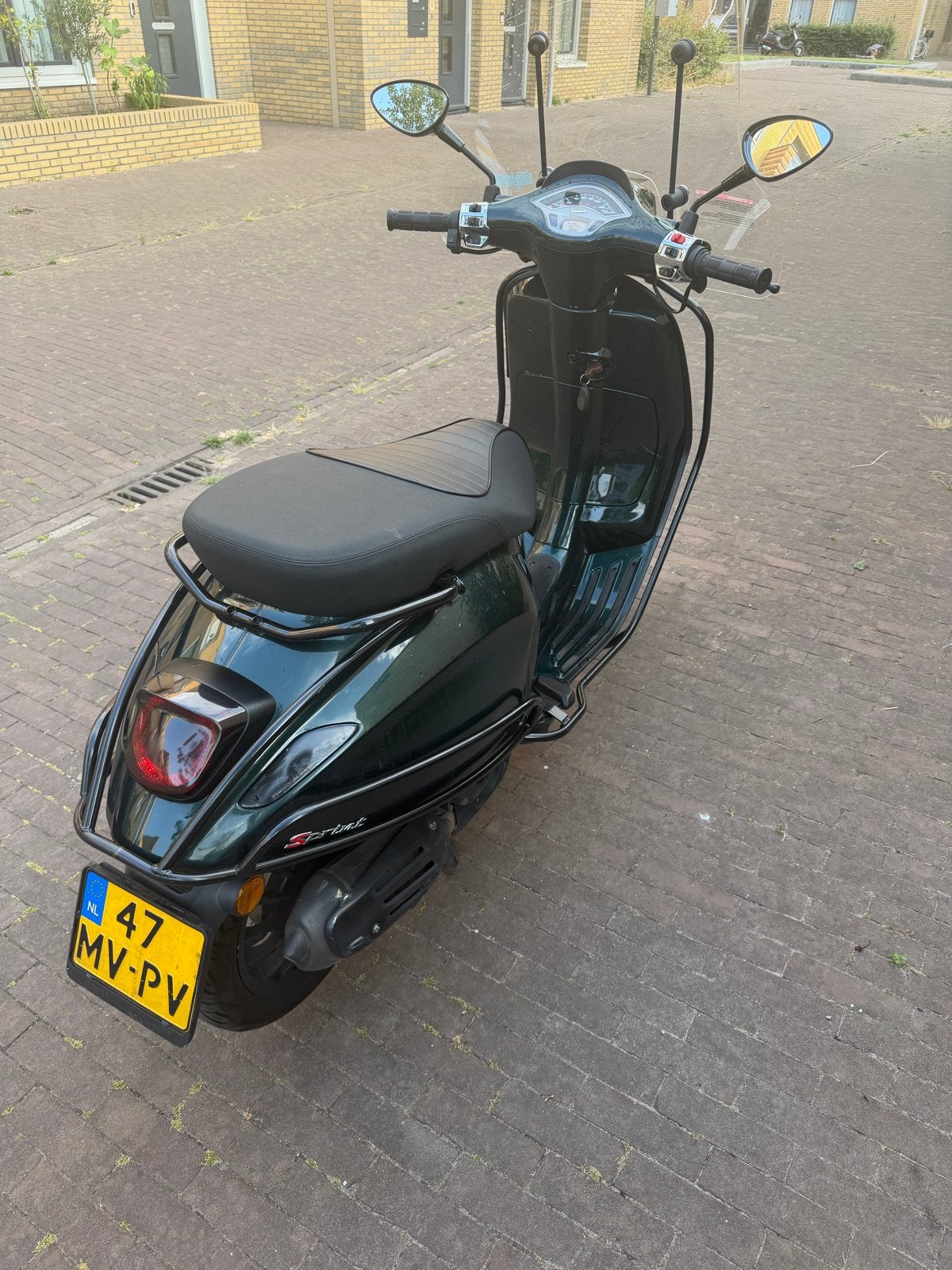 Vespa Sprint 125cc, Ophalen, Overige modellen, Maximaal 45 km/u, Zo goed als nieuw