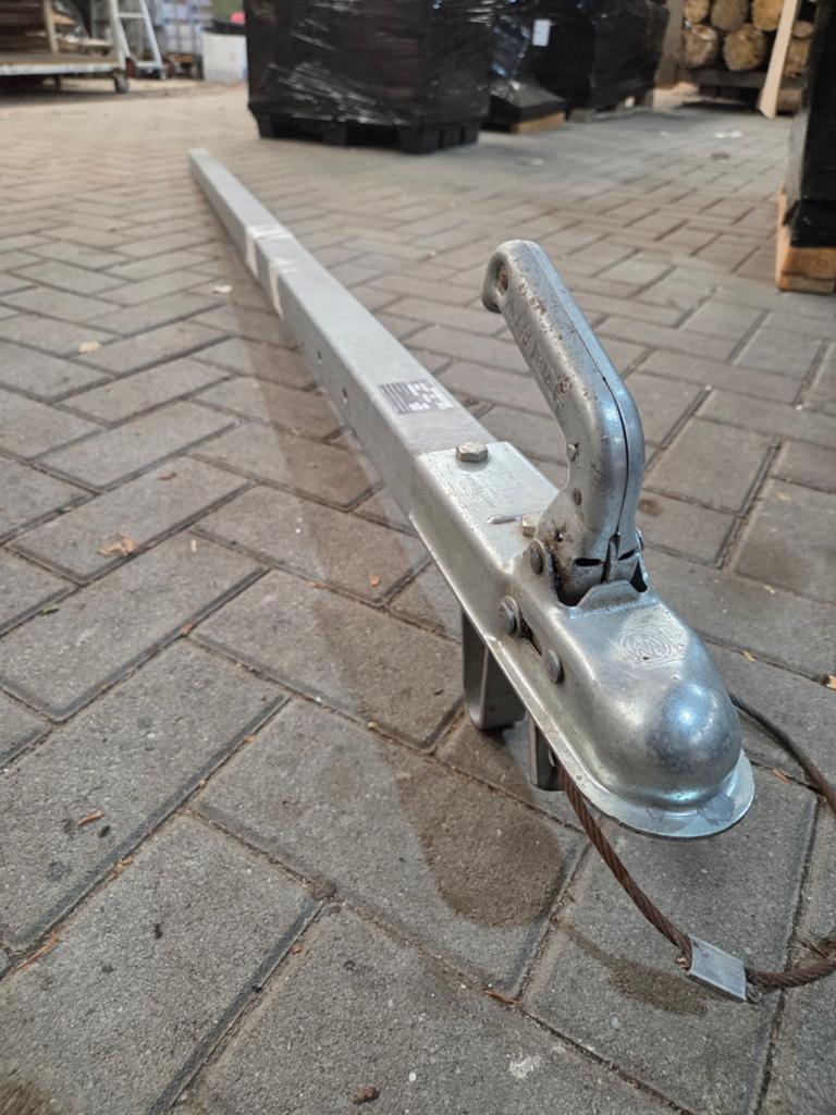 Trekstang met koppeling 750kg, Ophalen, Zo goed als nieuw