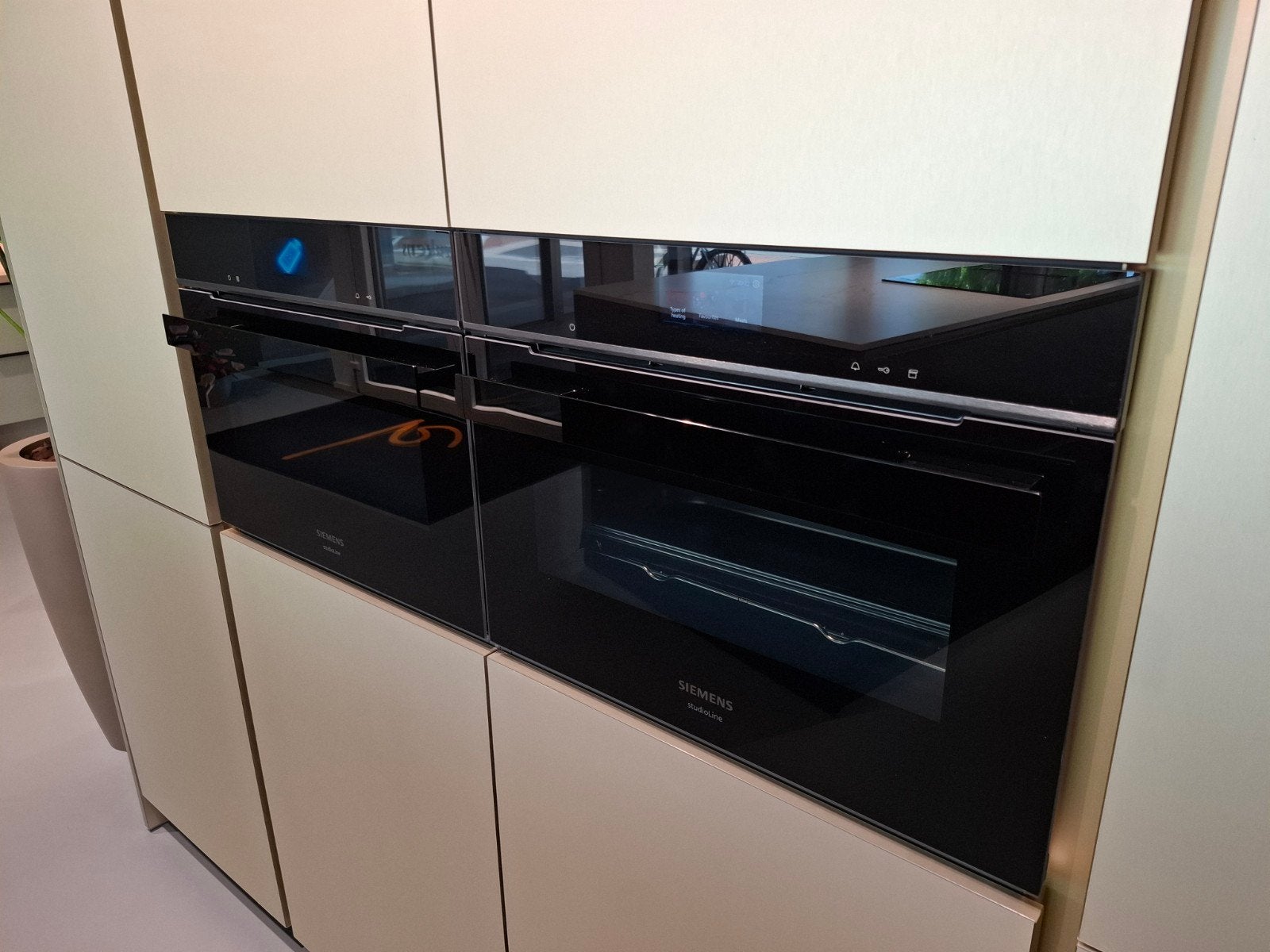 Siemens StudioLine bakoven m. stoom en bakoven m. magnetron, Ophalen, 45 tot 50 cm, 60 cm of meer, Combi-oven