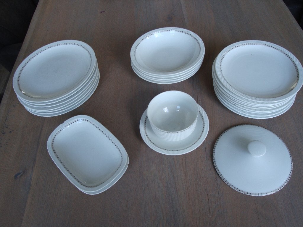 Arzberg Germany servies met ribbels en bruine versiering, Antiek en Kunst, Ophalen of Verzenden