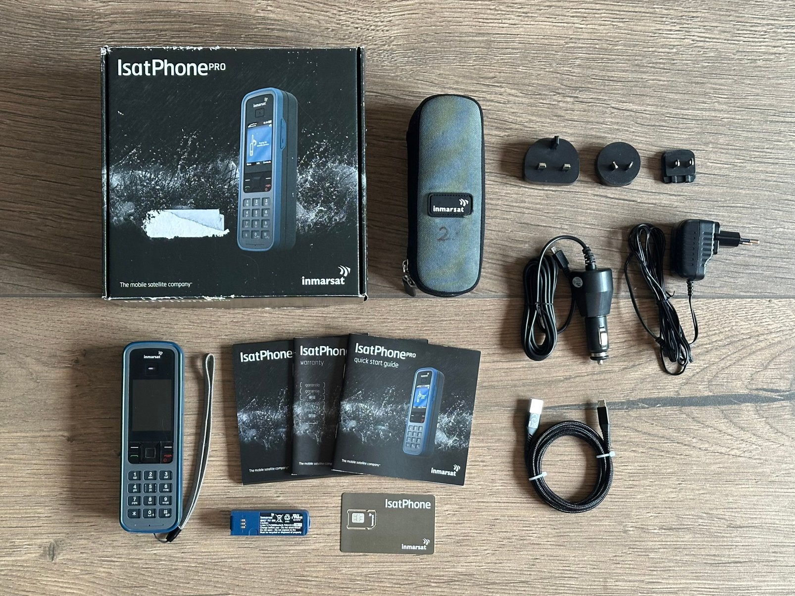 IsatPhone Pro Inmarsat satelliettelefoon met doos - Z.G.A.N!, Telecommunicatie, Geen camera, Ophalen of Verzenden, Zo goed als nieuw