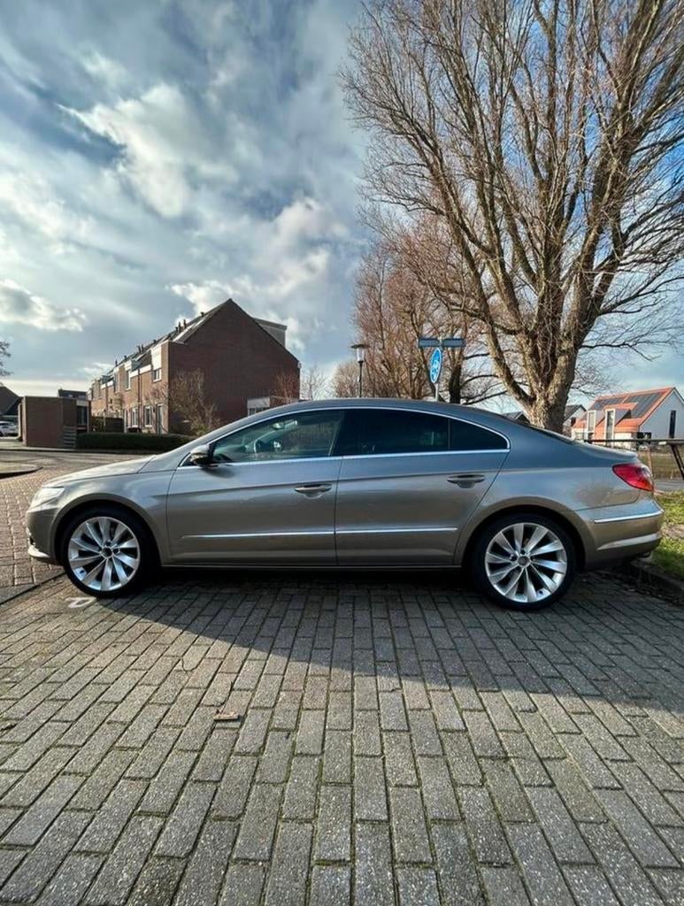 Volkswagen Passat 1.8 CC TSI AUT 2011 Benzine, Auto's, Volkswagen, Euro 5, 1429 kg, 4 cilinders, Bruin