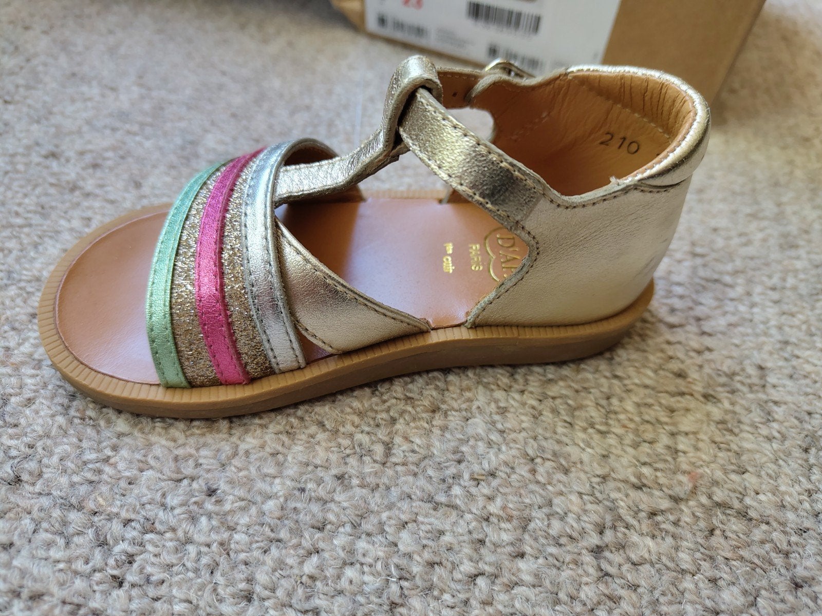 Pom d'Api Poppy-Lili sandalen goud/roze maat 23, Kinderen en Baby's, Kinderkleding | Schoenen en Sokken, Ophalen, Meisje, Schoenen
