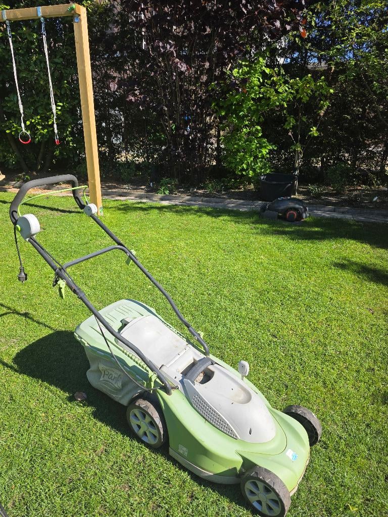 Grasmaaier Central Park, Ophalen, Gebruikt, Elektrische grasmaaier