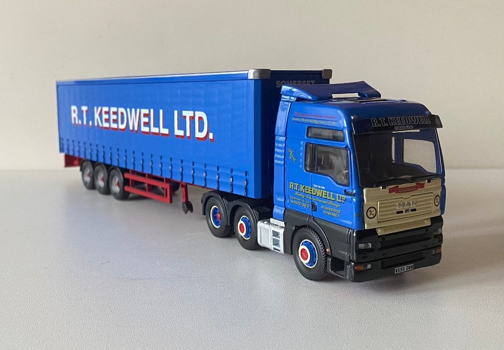 Corgi - MAN TGA - R.T. Keedwell Group Curtainside Ltd., Hobby en Vrije tijd, Ophalen of Verzenden, Zo goed als nieuw, Bus of Vrachtwagen