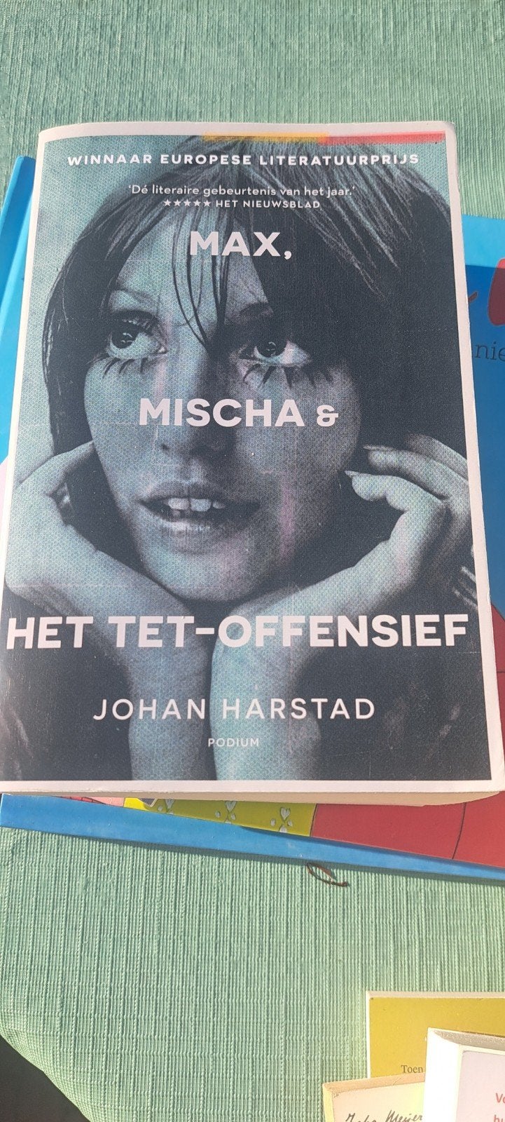 Max, Mischa & Het Tet-offensief - Johan Harstad, Boeken, Ophalen of Verzenden, Gelezen, Johan Harstad, Europa overig
