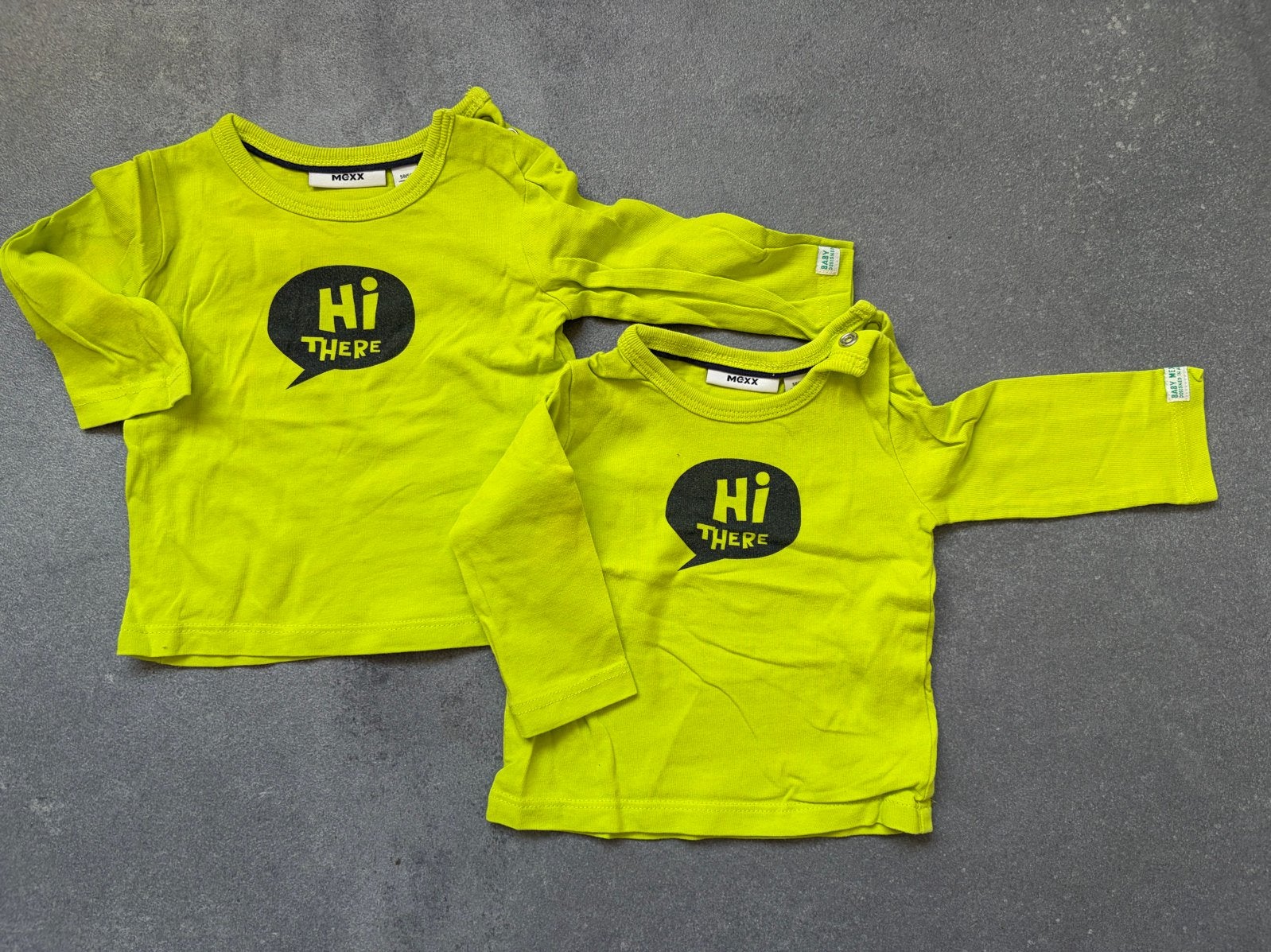 2x MEXX longsleeves' fel groen, maat 50/56, Ophalen of Verzenden, Gebruikt, Jongetje of Meisje