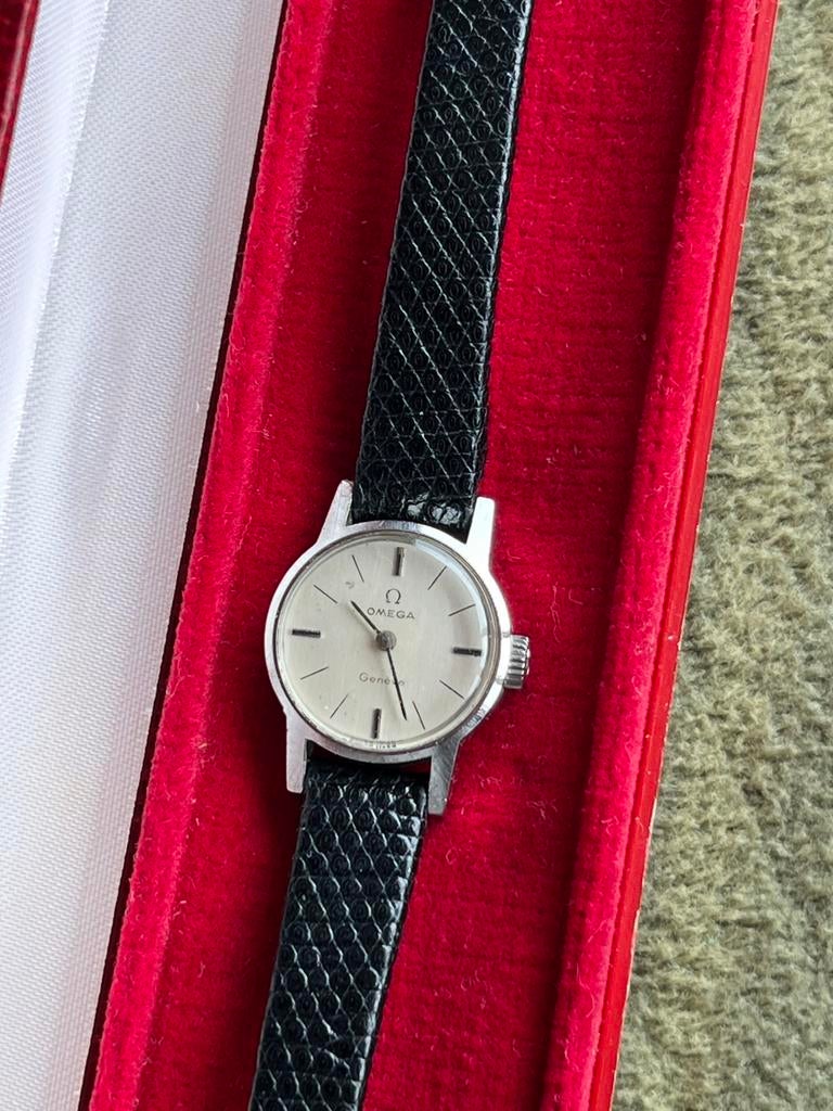 Vintage Omega Geneve met doos, Ophalen of Verzenden, Gebruikt, Staal, Overige merken