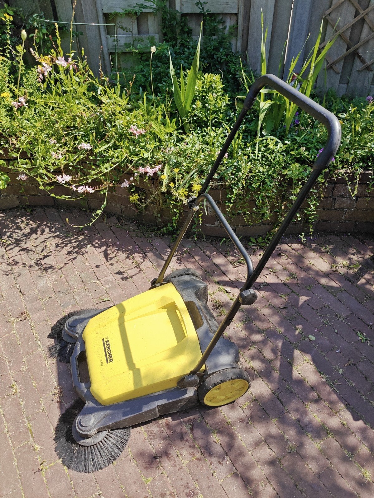 Kärcher veegmachine - Handige veegkar voor buiten, Ophalen, Gebruikt, Kärcher