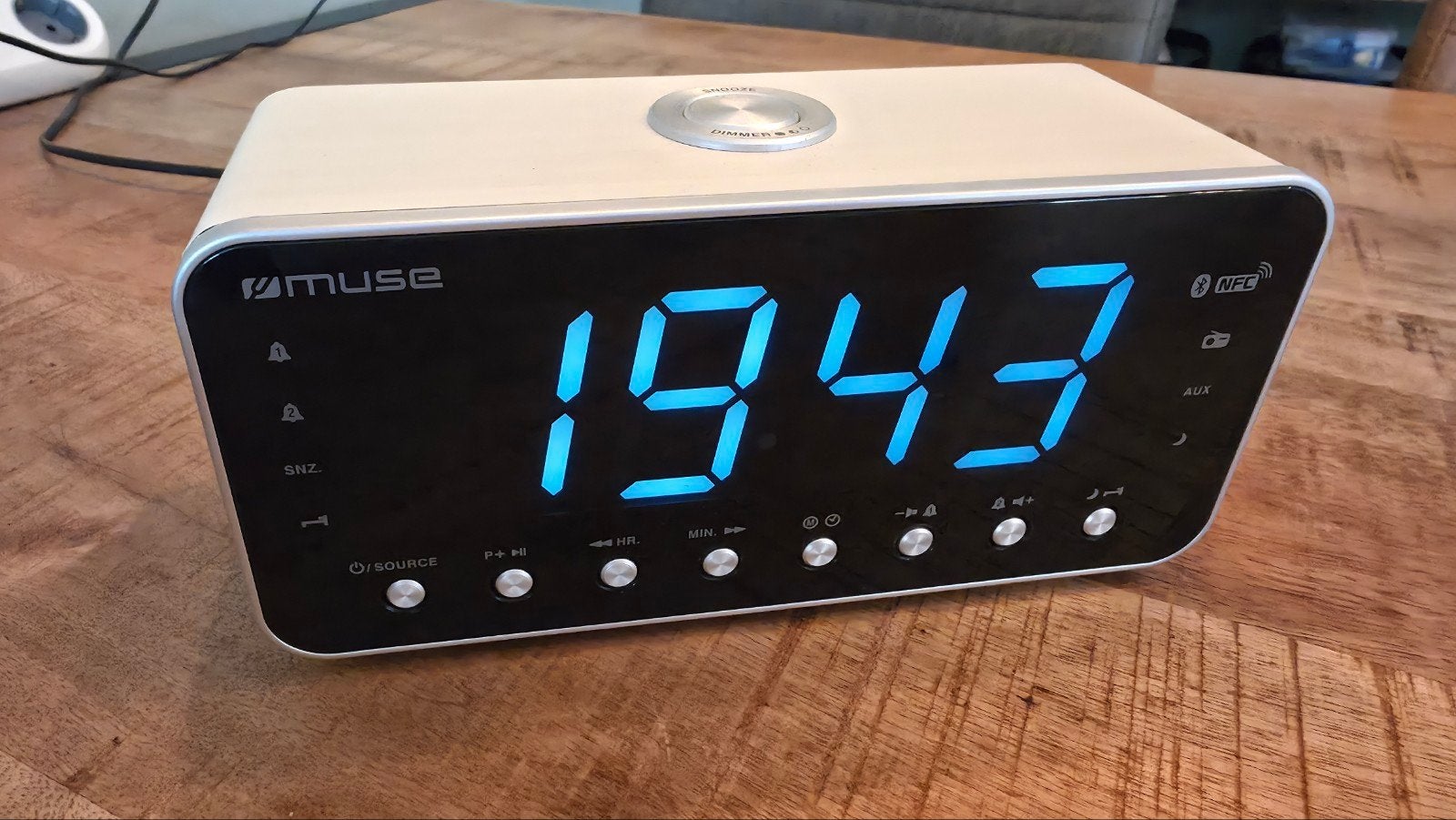 Muse M-196CWT Klokradio met Bluetooth, Ophalen of Verzenden, Zo goed als nieuw, Digitaal