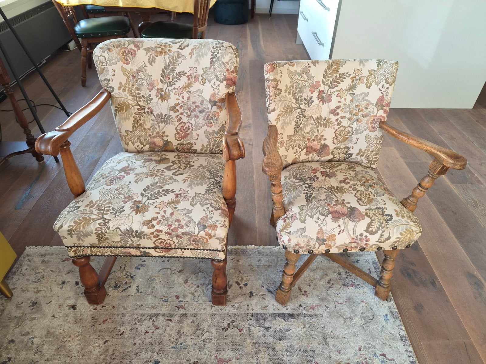 Antieke fauteuils met bloemenprint (set van 2), Ophalen
