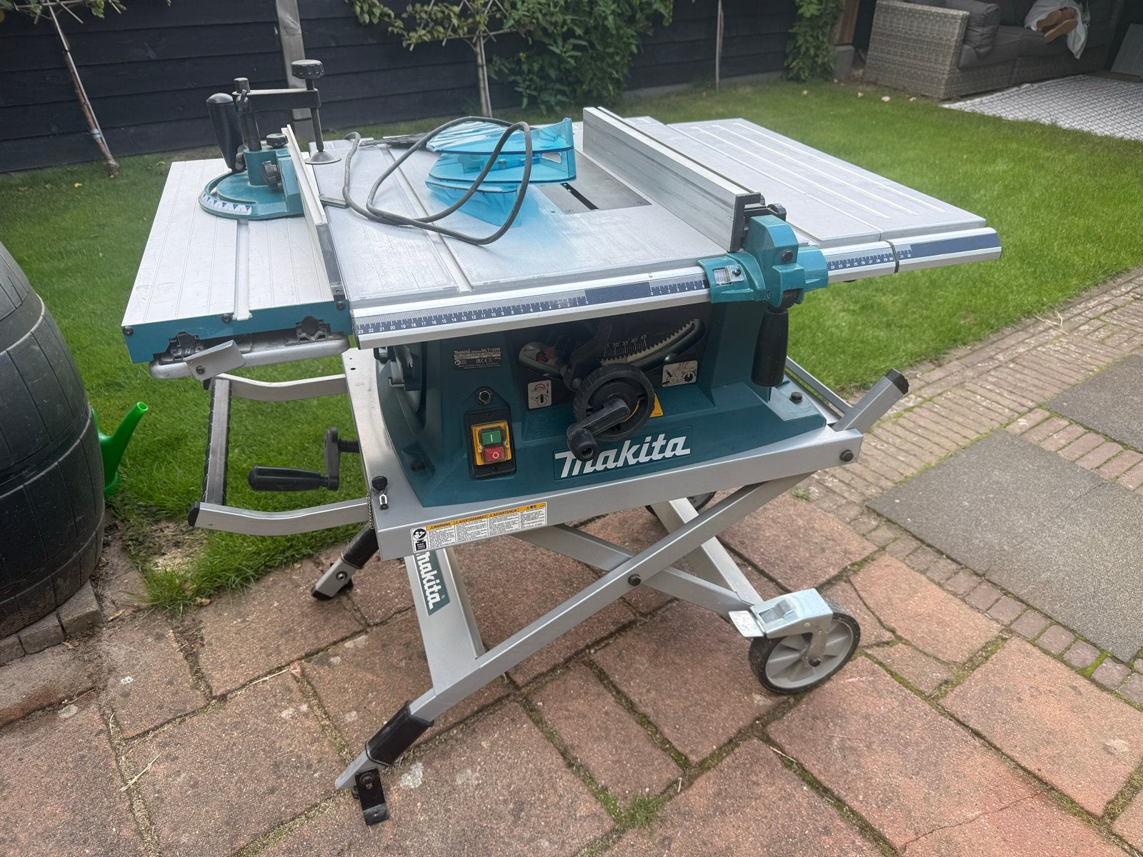 Makita MLT100N Tafelzaag - Zo goed als nieuw, Ophalen, Cirkelzaag, 70 mm of meer, Zo goed als nieuw