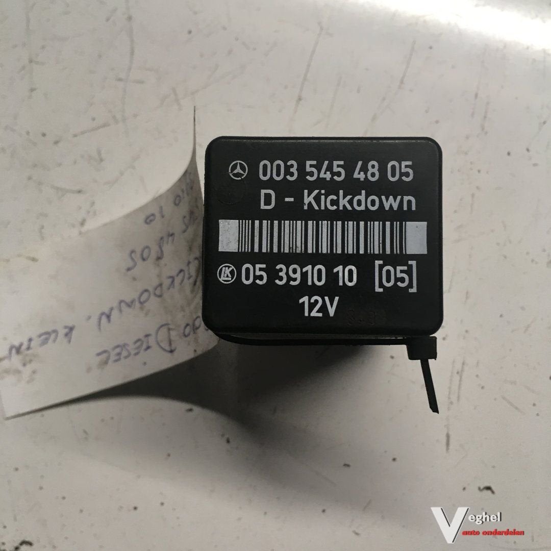 Mercedes W124 Kickdown Relais 003 545 4805, Gebruikt, -, -, Ophalen of Verzenden