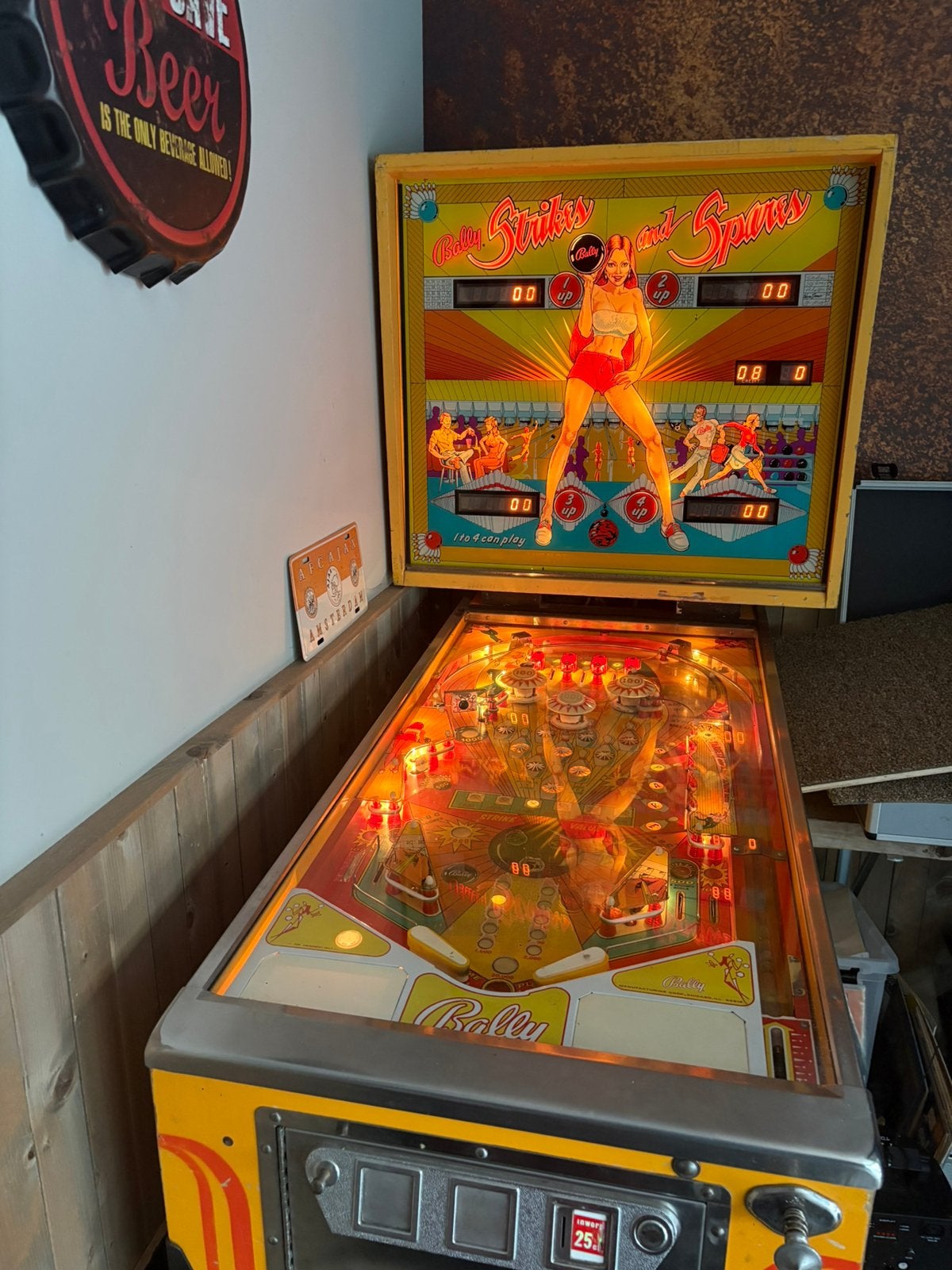 Zeer nette bally strikes and spares flipperkast, Verzamelen, Ophalen, Gebruikt, Elektronisch, Bally