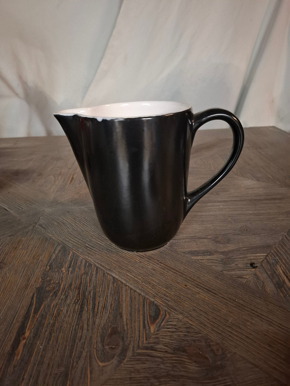 Zwarte keramische schenkkan, Theepot/fluitketel, Gebruikt, Ophalen of Verzenden, Zwart