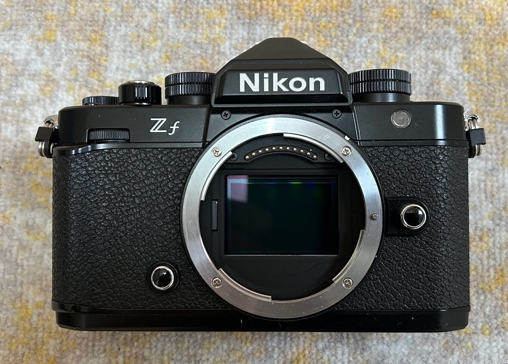 Nikon Zf digitale systeemcamera, Ophalen of Verzenden, Zo goed als nieuw, 24 megapixels, Accu