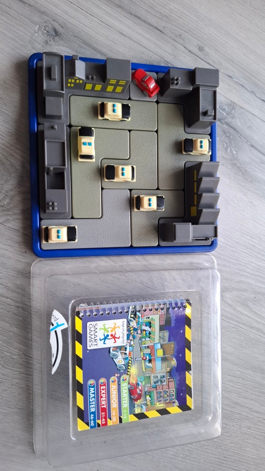 SmartGames Rush Hour: Logica Puzzel met Auto's, Ophalen of Verzenden, Gebruikt, Puzzelen