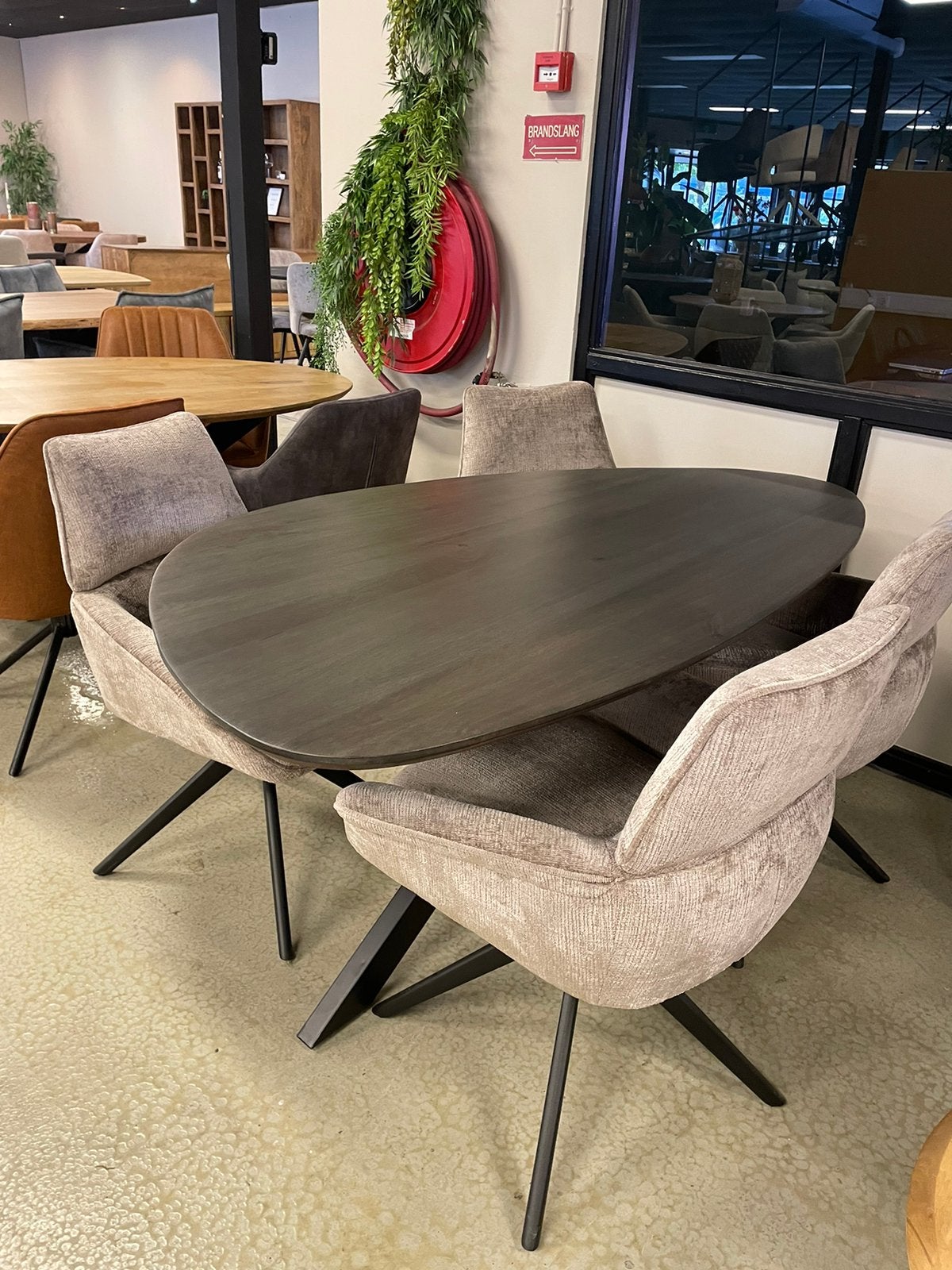 LEEGVERKOOP ORGANISCH BLAD MANGO VOORRAAD259 EURO CHEFMEUBEL, Bruin, Nieuw, Ophalen of Verzenden, Modern