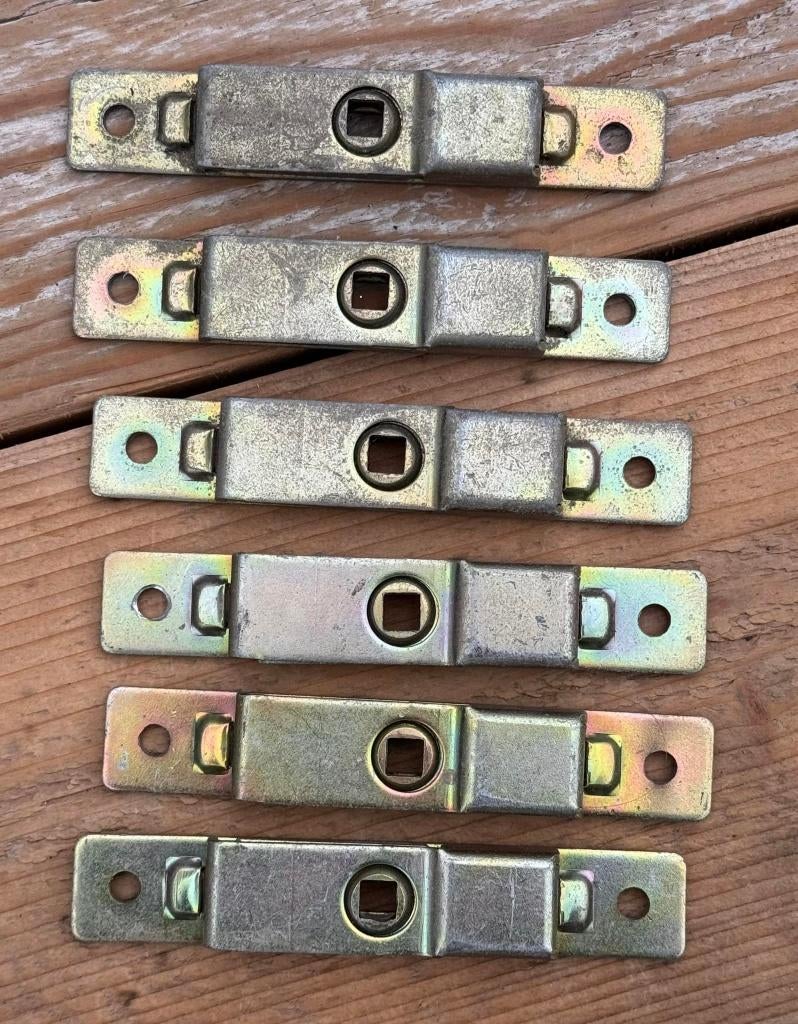 Flightcase-materiaal: 6x Bakslot 110x18mm, Ophalen of Verzenden, Gebruikt, Overige instrumenten, Flightcase