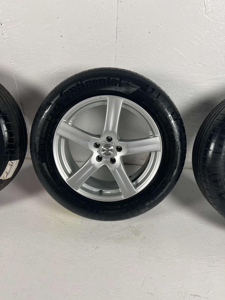 Volvo XC60 Toyota RAV4 Ford Kuga velgen 18" 5x108 zomerset, Auto-onderdelen, Banden en Velgen, Niet ingevuld, 18 inch, Gebruikt