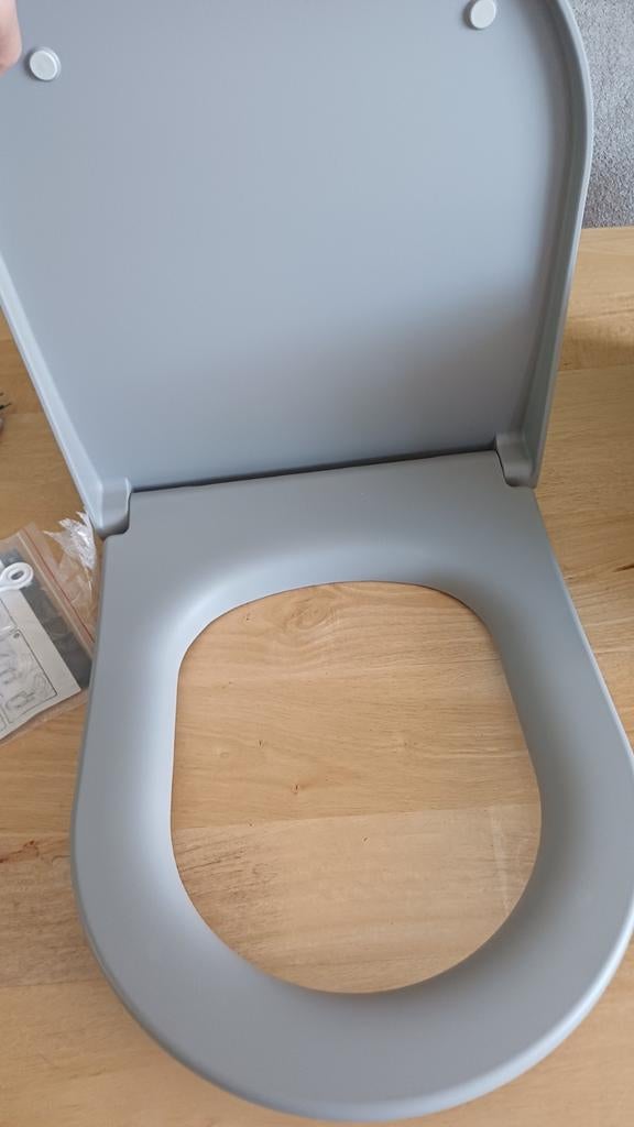 Softclose toiletbril steengrijs Luca Varess Vinto, Ophalen of Verzenden