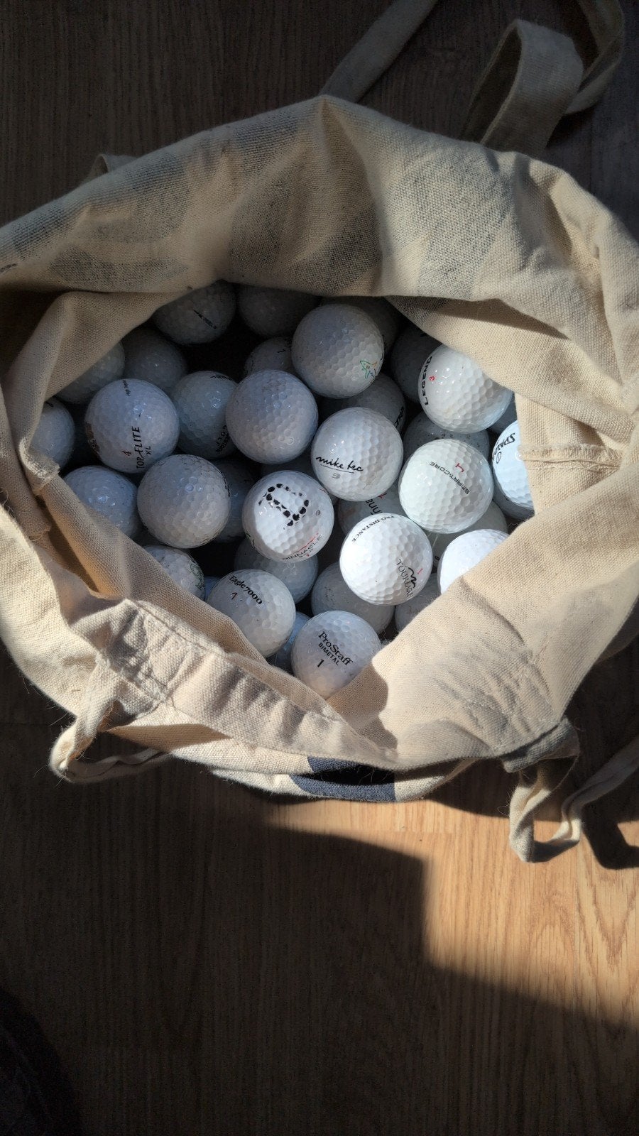 Grote partij gebruikte golfballen (diverse merken), Sport en Fitness, Ophalen of Verzenden, Gebruikt, Bal(len), Overige merken