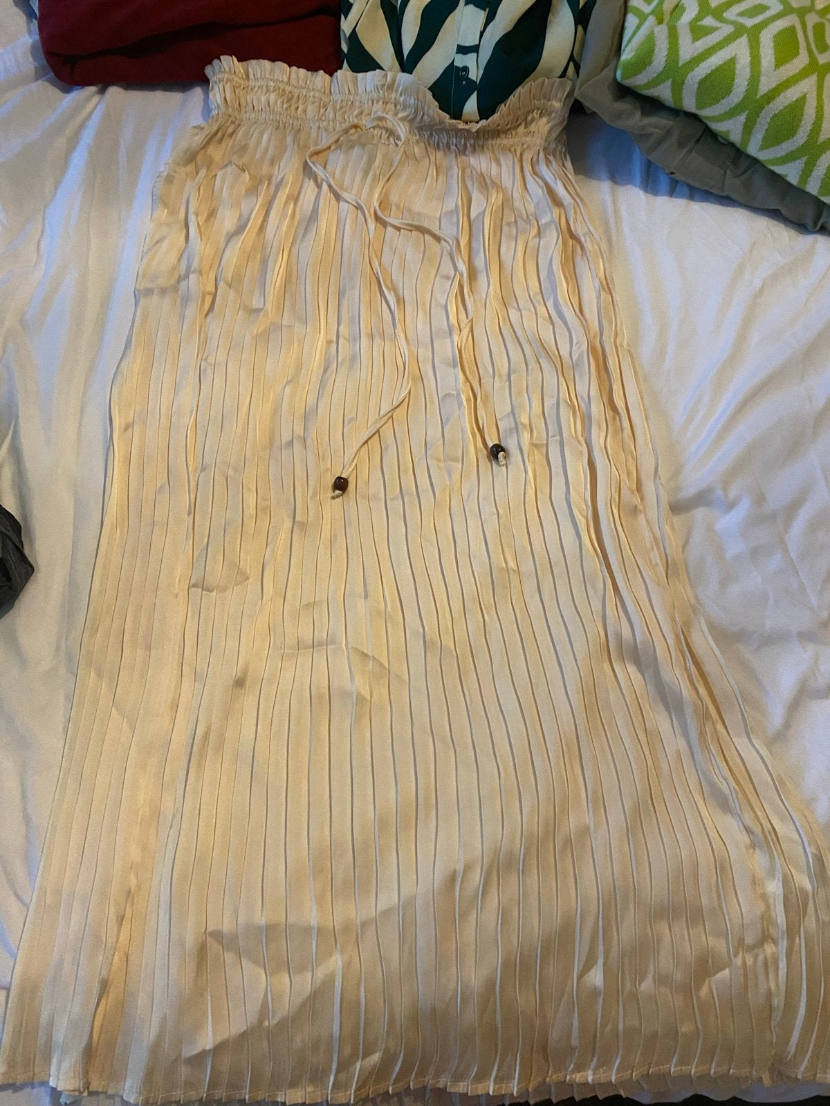 Lange geplooide rok in beige/crème - Maat XL, Beige, Maat 46/48 (XL) of groter, Nieuw, Ophalen of Verzenden